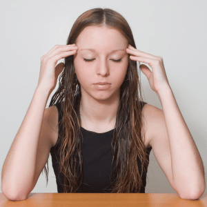 Certaines personnes atteintes de TDAH peuvent éprouver des niveaux plus élevés d'anxiété ou de stress. Il est important de gérer ces émotions car elles peuvent impacter le processus de guérison.
