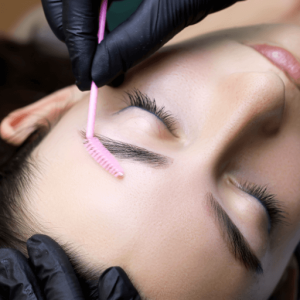 Croissance des Sourcils Transplantés 2 1